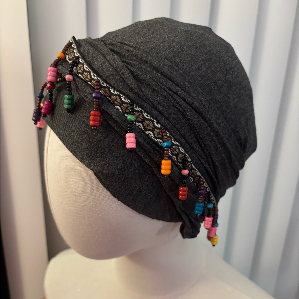 NWOT Stylish Gray Beaded Headwrap Silk Lined